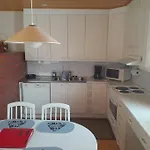Sunin Tupa Apartment *