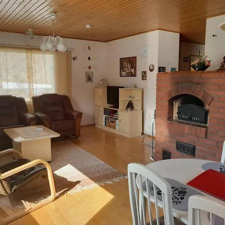 Sunin Tupa Apartment *